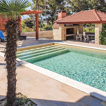 2 Bedroom Cozy In * Bibinje