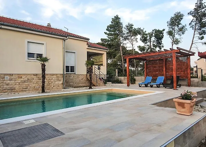 2 Bedroom Cozy In * Bibinje